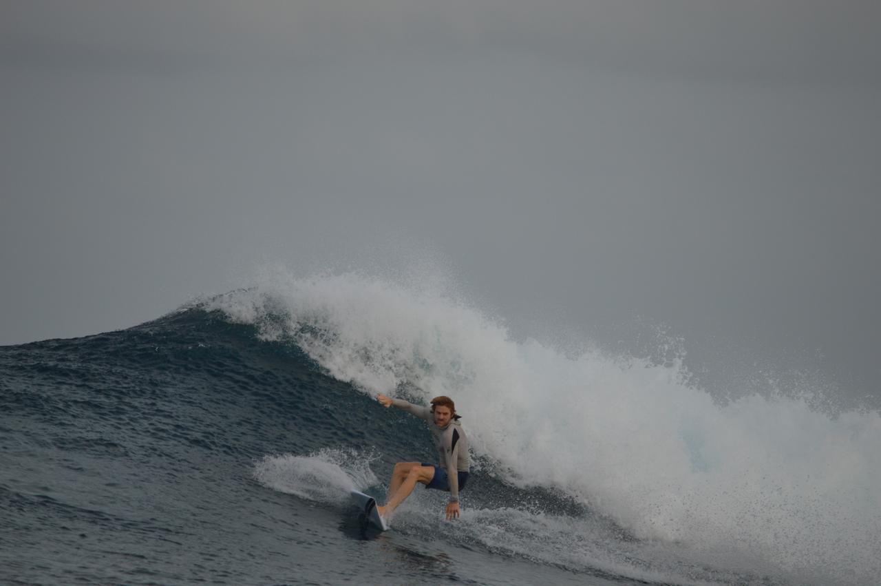 Готель Surf Trip Maldives Тулусдгу Екстер'єр фото